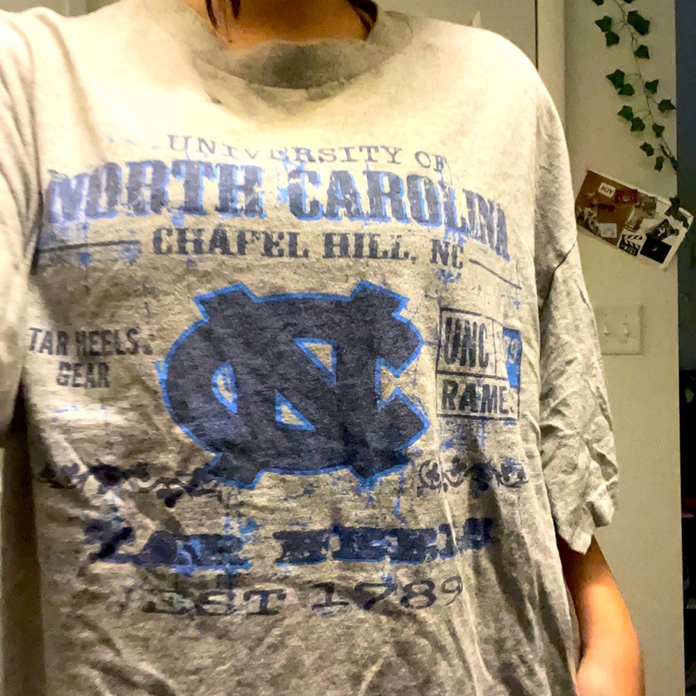 Tee shirt